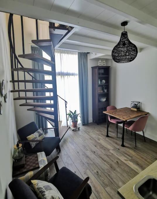 Volledig Gerenoveerde Luxe Gastsuite Met Ontbijt Вліссінген Екстер'єр фото